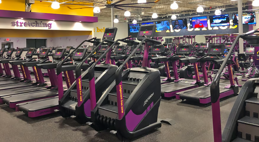 Planet Fitness in Mashpee, MA