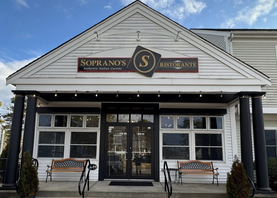 A Taste of Italy Awaits at Soprano’s Ristorante in Mashpee, MA