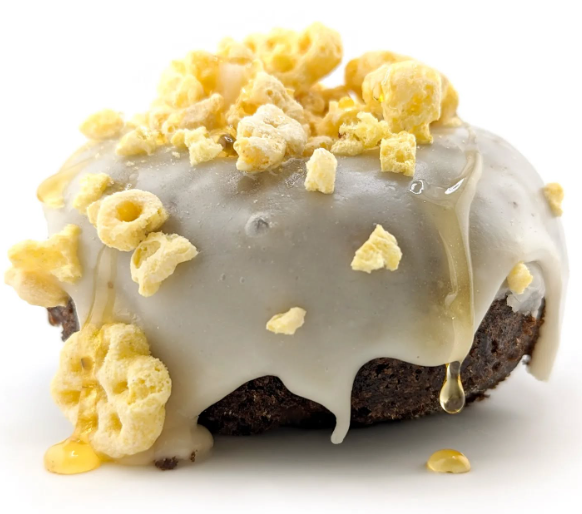 Discover Fresh Donuts at Duke’s Donut Worx in Mashpee